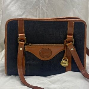 Classic Dooney and Bourke Leather Purse